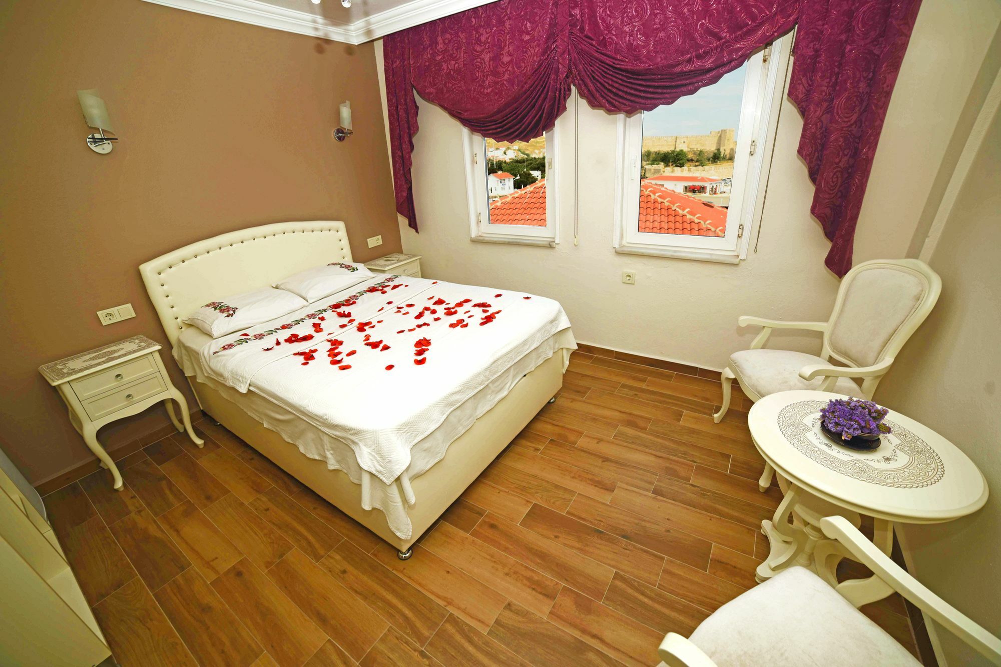 Aspava Butik Hotel Бозджаада Екстериор снимка
