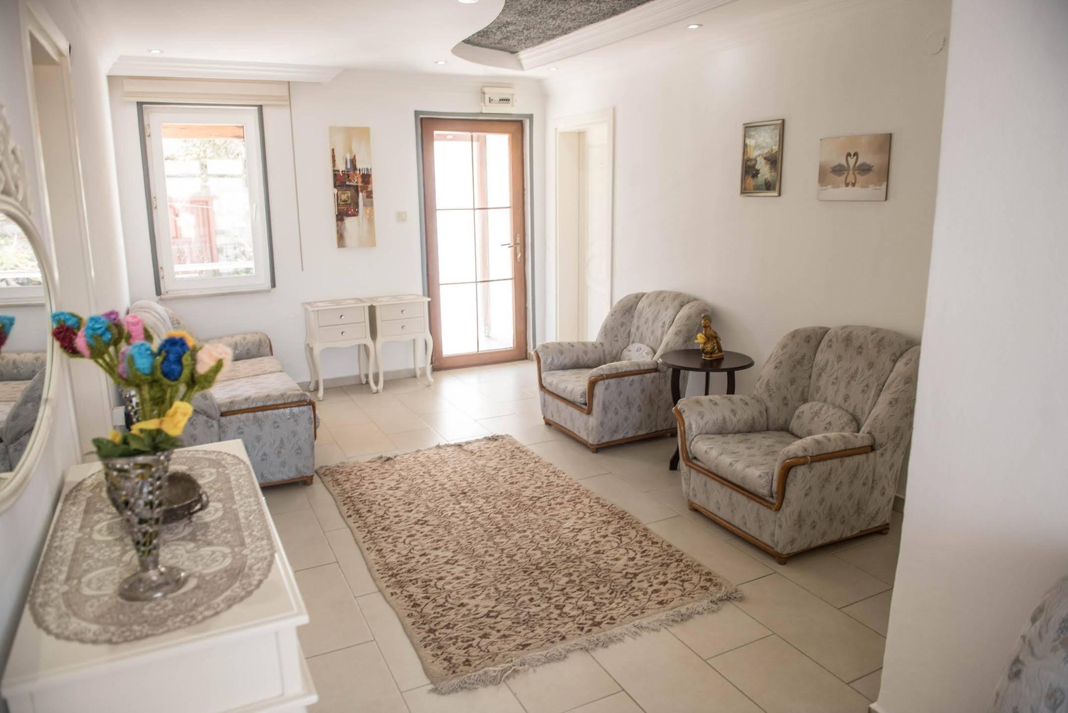 Aspava Butik Hotel Бозджаада Екстериор снимка