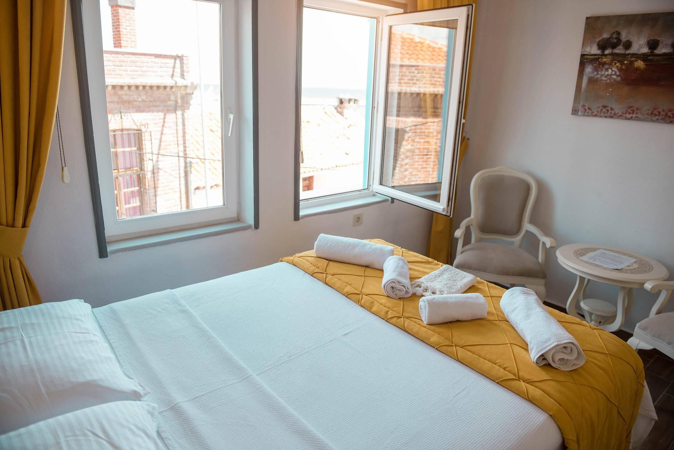 Aspava Butik Hotel Бозджаада Екстериор снимка